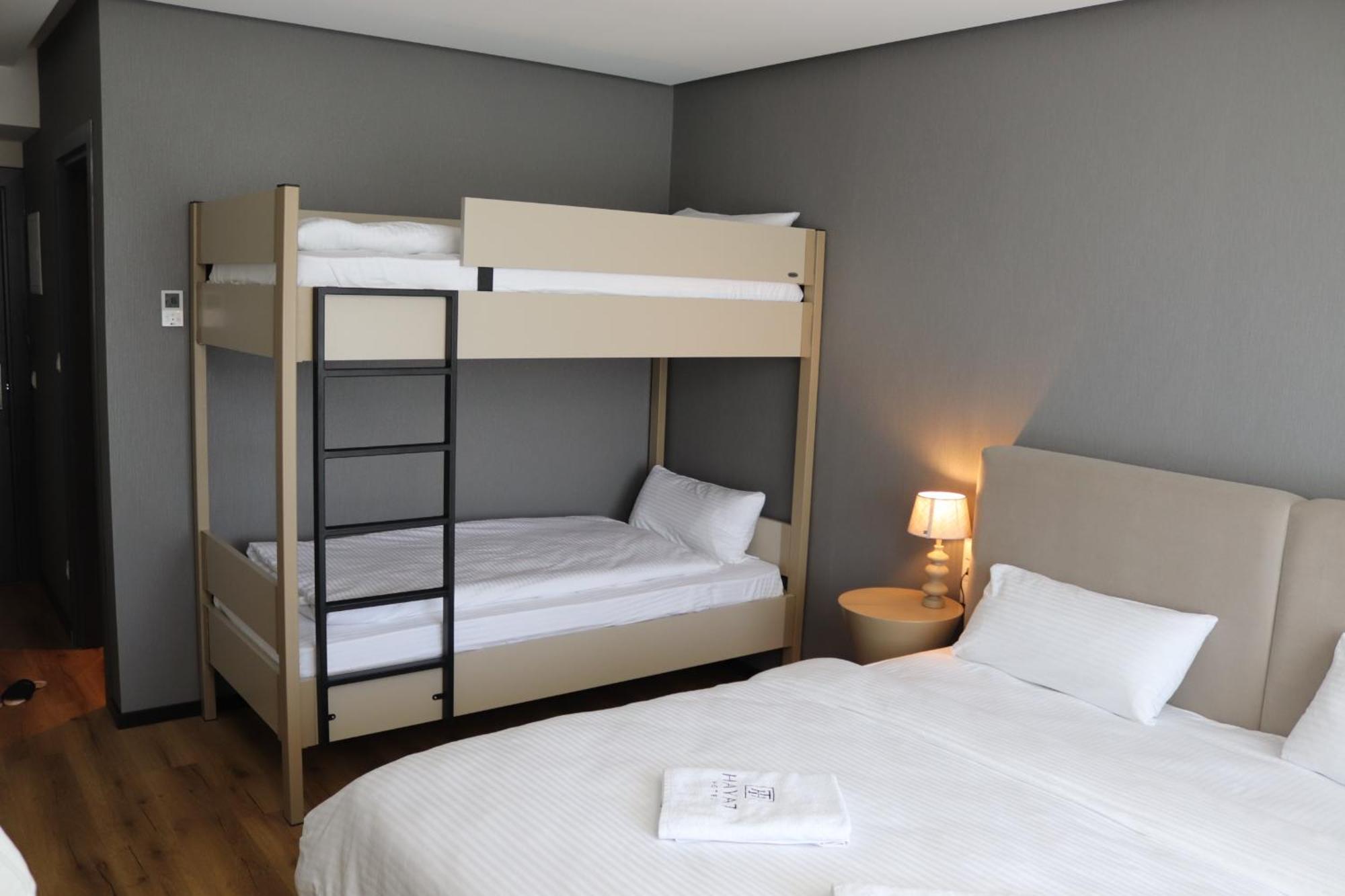 Hayat Sky Hotel Rust Luaran gambar