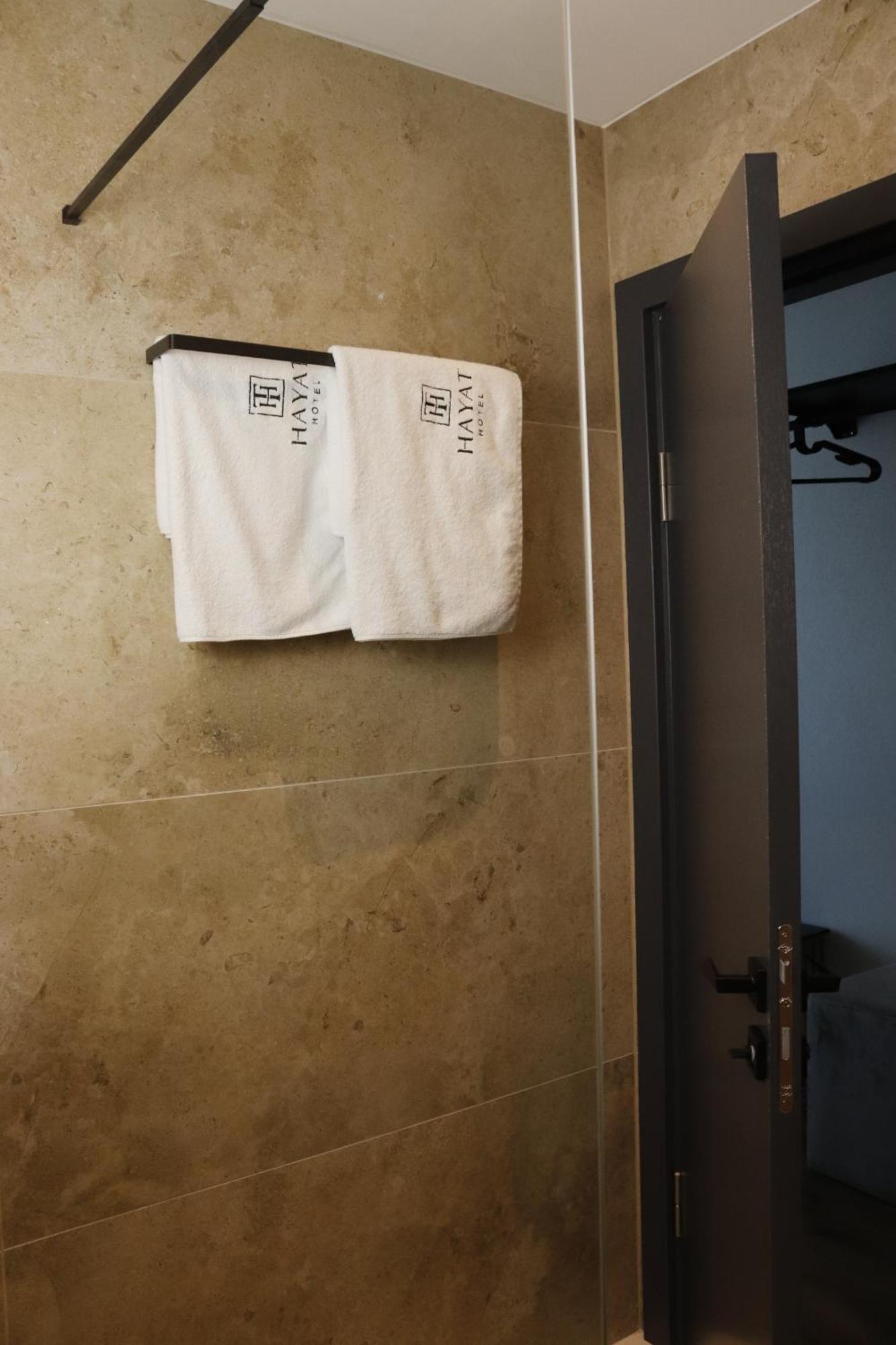Hayat Sky Hotel Rust Luaran gambar